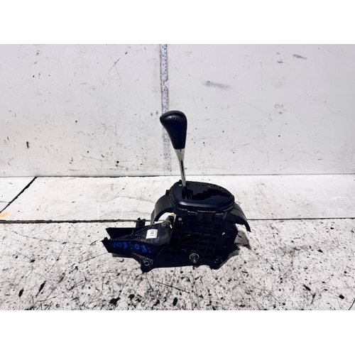 Toyota Yaris Gear Stick / Shifter NCP91 10/2005-12/2016