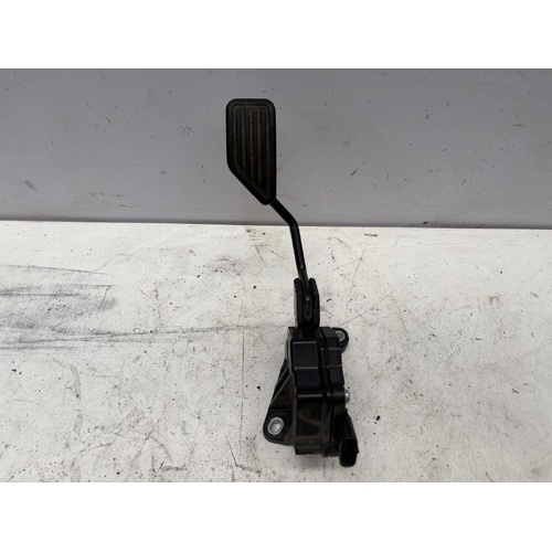 Toyota Yaris Accelerator Pedal NCP91 10/05 - 12/16