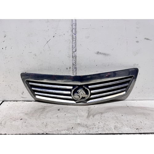 Holden Statesman Grille WM 09/2006-08/2010