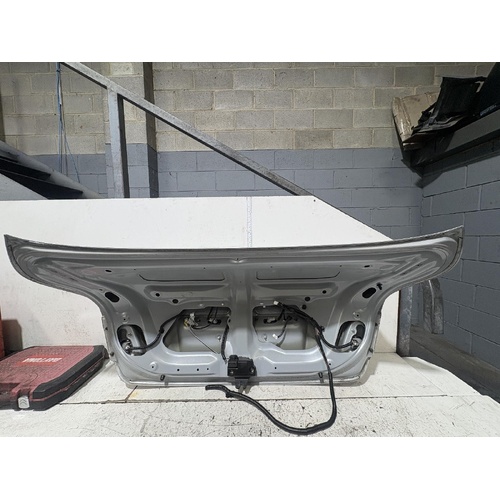 Toyota Camry Bootlid Lock Mechanism ACV40 06/2006-11/2011