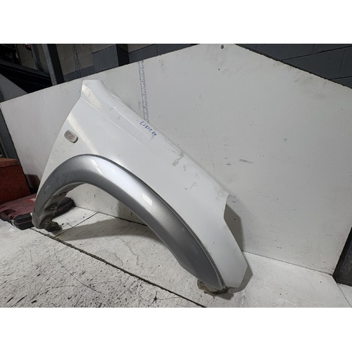 Toyota RAV4 Right Guard ACA23 07/2003-10/2005