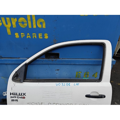 Toyota Hilux Left Front Door Window KUN16 03/2005-08/2015