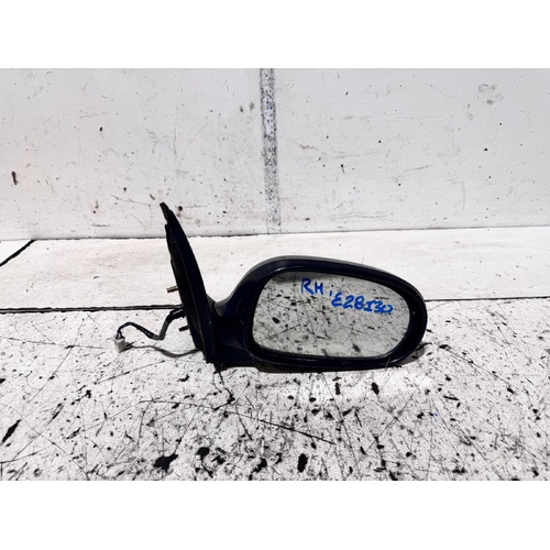 Nissan Pulsar Right Door Mirror N16 08/2003-12/2005