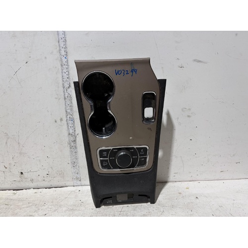 Jeep Grand Cherokee Console WK 04/13 - 02/22 