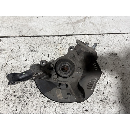 Toyota Corolla Left Front Hub Assembly ZRE152 03/2007-12/2013