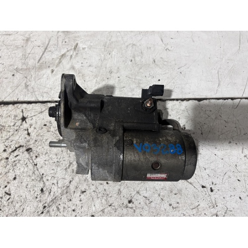 Toyota Hilux Starter Motor KUN16 02/2005-08/2015