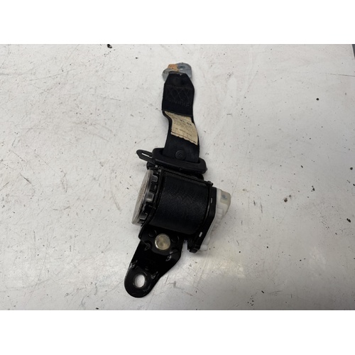 Toyota Camry Right Hand Rear Seatbelt SK20 08/97 - 08/02 
