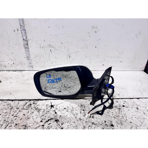 Toyota Yaris Left Door Mirror NCP91 07/2005-10/2011