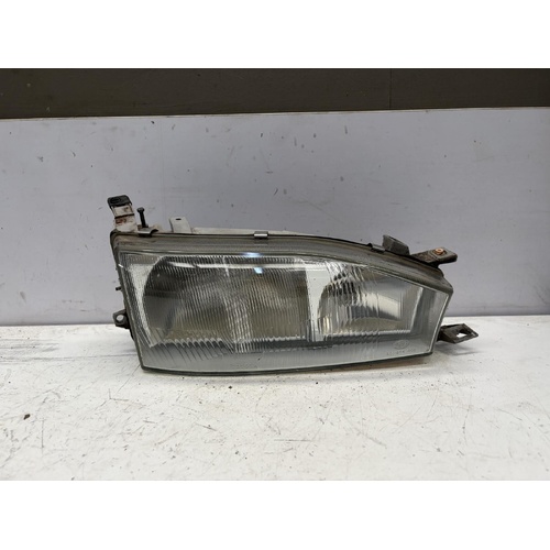 Toyota Camry Right Headlight SK10 02/93 - 06/97 
