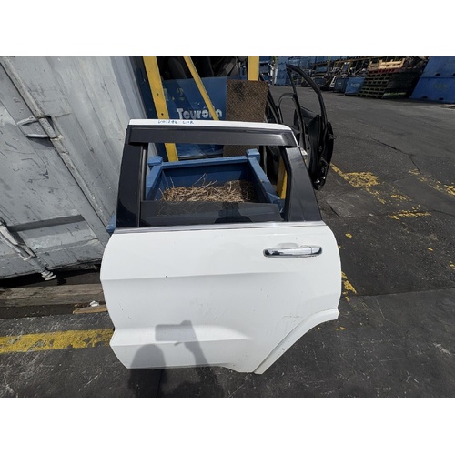Jeep Grand Cherokee Left Rear Door Glass WK 10/2010-02/2022