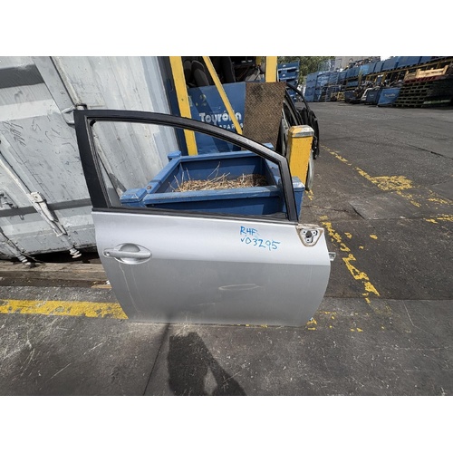 Toyota Corolla Right Front Door Shell ZRE152 03/2007-09/2012