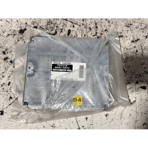 Toyota RAV4 Engine ECU ACA23 07/2003-10/2005