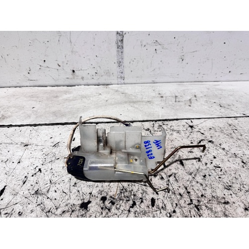 Toyota Camry Left Front Door Lock Mechanism SXV10 02/1993-06/1997