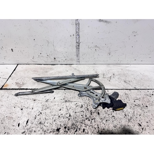 Toyota Estima Right Front Door Window Regulator ACR50 2005-2019
