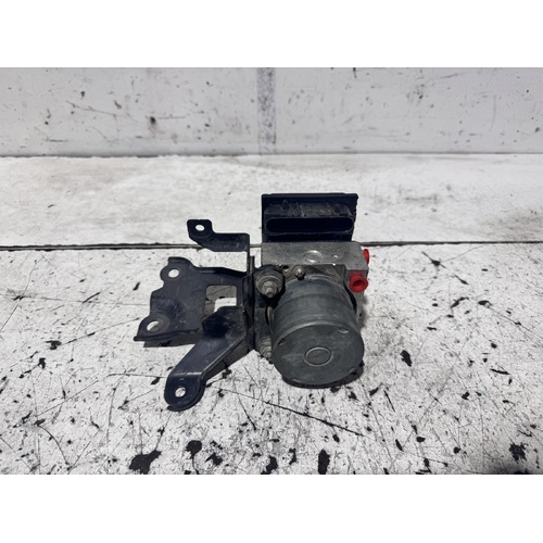 Toyota Estima ABS Module ACR50 2005-2019