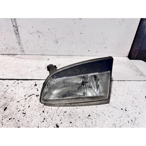 Toyota Starlet Left Head Light EP91 03/1996-09/1999