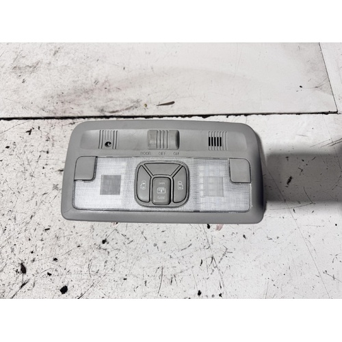 Toyota Estima Front Courtesy Light ACR50 2005-2019