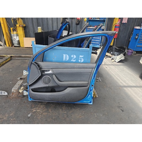 Holden Commodore Right Front Door Trim VE Series I 08/2006-09/2009