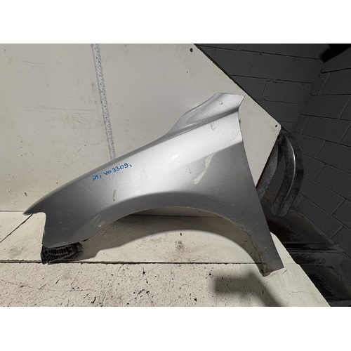 Toyota Aurion Left Guard GSV40 10/2006-03/2012