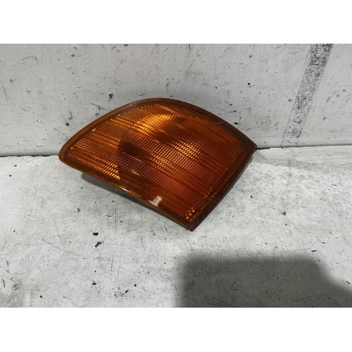 Mercedes Vito Left Corner Light 02/1998-12/2004