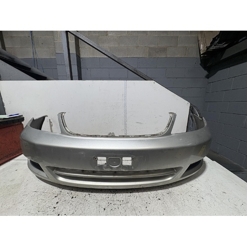 Toyota Corolla Front Bumper ZZE122 04/2004-06/2007