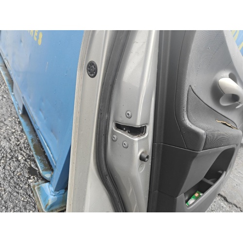 Toyota Corolla Left Front Door Lock Mechanism ZRE152 03/2007-10/2013