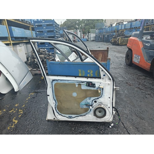 Toyota RAV4 Left Front Window Regulator ACA23 07/2000-10/2005