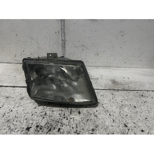 Mercedes Vito Right Head Light W638 02/1998-12/2004