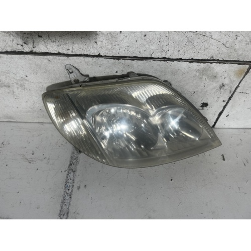 Toyota Corolla Right Head Light ZZE122 04/2004-06/2007