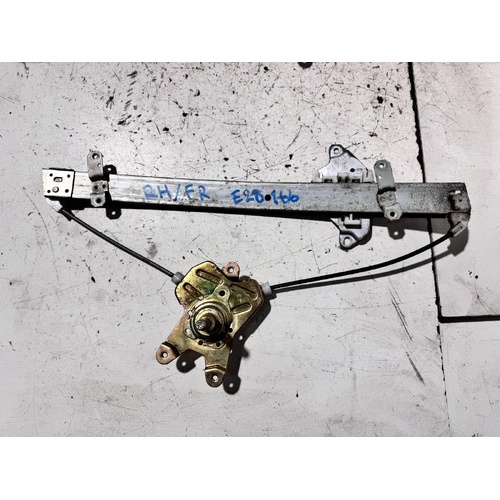 Mitsubishi Lancer Right Front Door Window Regulator CH 07/2002-12/2008
