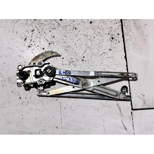 Toyota Camry Right Rear Door Window Regulator SV21 03/1987-12/1992