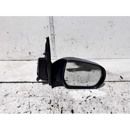 Mazda Tribute Right Door Mirror YU 02/2001-06/2006