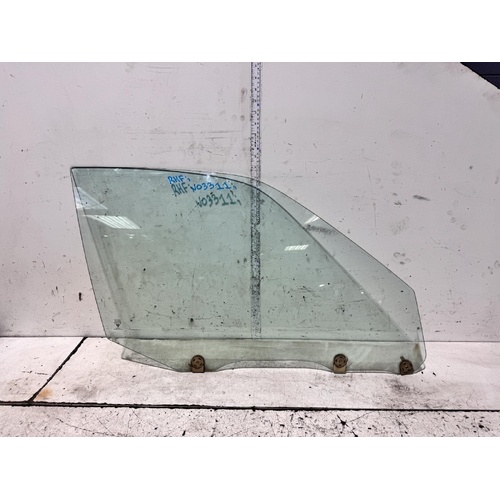 Toyota Camry Right Front Door Window Glass SV21 03/1987-12/1992