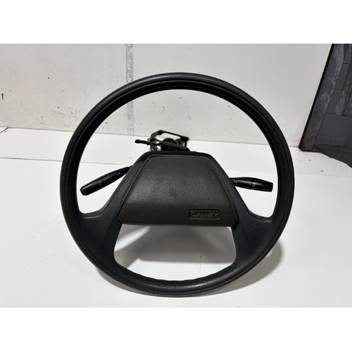 Toyota Camry Steering Wheel with Horn Pad SV21 03/1987-12/1992