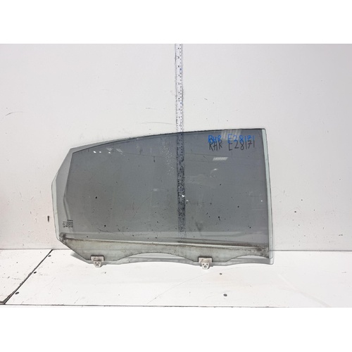 Nissan Pulsar Right Rear Door Window Glass B17 12/2012-12/2017