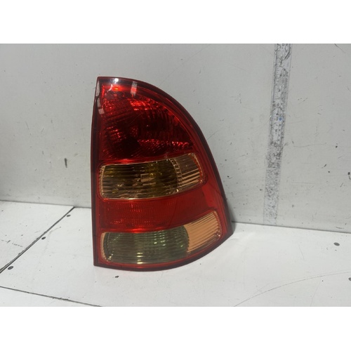 Toyota Corolla Right Tail Light ZZE122 04/2004-06/2007