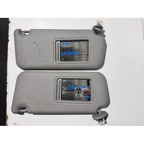 Toyota RAV4 Sun Visors ACA33 11/2005-11/2012
