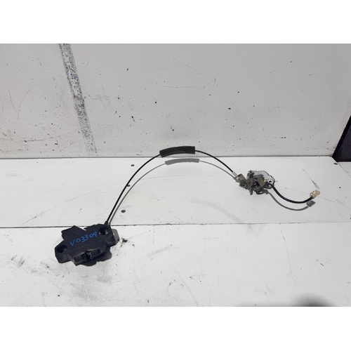 Toyota Aurion Bootlid Lock Mechanism GSV40 10/2006-03/2012
