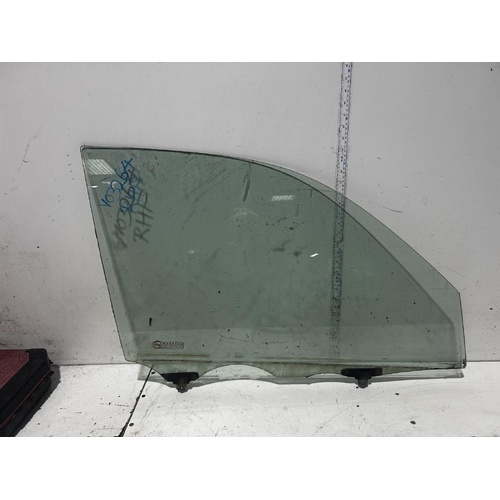 Toyota Prado Right Front Door Glass KZJ120 02/2003-10/2009