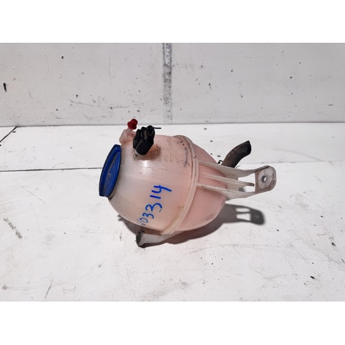 Volkswagen Amarok Overflow Bottle 2H 10/2010-09/2022