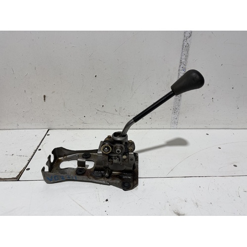 Toyota Camry Gear Shift SV21 03/87 - 12/92 