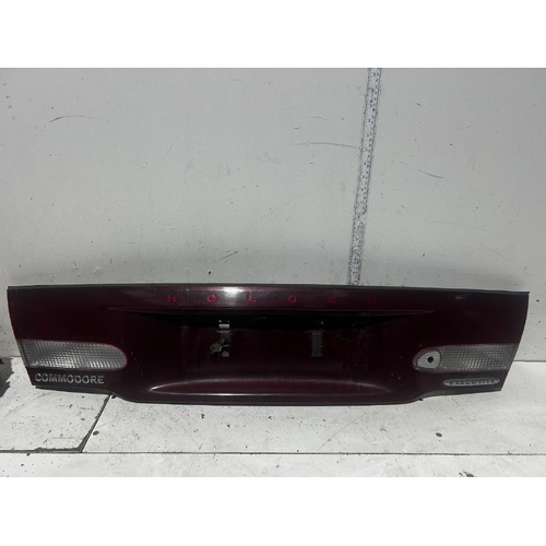 Holden Commodore Bootlid Garnish VT 09/1997-10/2000