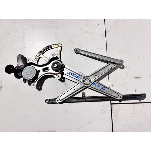 Toyota Prado Right Front Door Window Regulator KZJ120 02/2003-10/2009