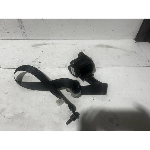 Nissan Pulsar Seatbelt Left Front Seatbelt Only C12 Hatch 05/2013-12/2016