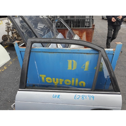 Toyota Corolla Left Rear Door Glass AE101 09/1994-10/1999