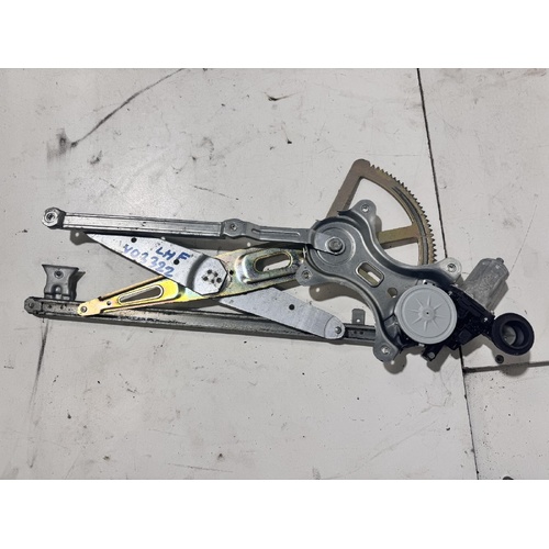 Toyota Hiace Left Front Door Window Regulator TRH201 01/2005-04/2019