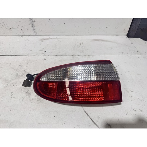 Daewoo Lanos Left Tail Light 09/1997-06/1999