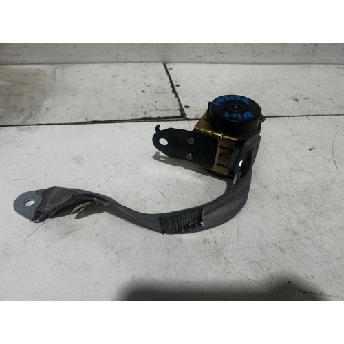 Toyota Camry Seatbelt Left Rear Seatbelt Grey SK36 08/2002-05/2006