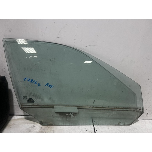 Jaguar S Type Right Front Door Window X202 06/2002-11/2004