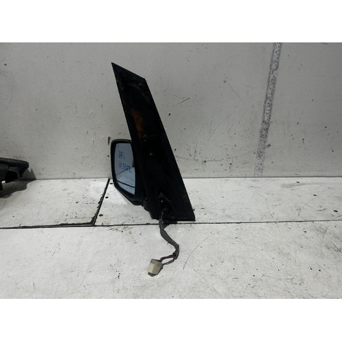 Toyota Estima Left Door Mirror XR30/XR40 7 Wire Big Plug 03/2005